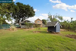 246 Oak Ave, Galt, CA 95632 - Photo 34