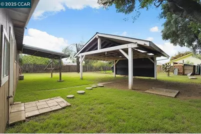 246 Oak Ave, Galt, CA 95632 - Photo 30