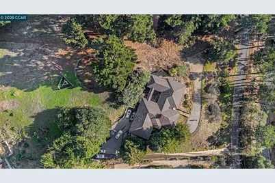 13460 Skyline Blvd, Oakland, CA 94619 - Photo 26