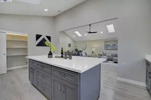 6140 Mayhews Landing Rd, Newark, CA 94560 - Photo 10