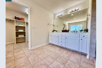 2325 Lansdowne Pl, Vallejo, CA 94591 - Photo 40