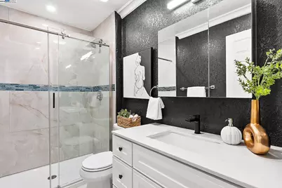 226 Kathy Ellen Dr, Vallejo, CA 94591 - Photo 16