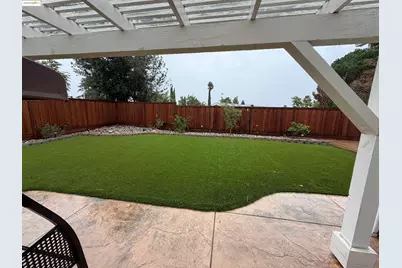 2208 Hamlin Dr, Antioch, CA 94509 - Photo 20