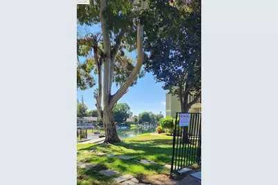 3702 Benjamin Holt Dr #24, Stockton, CA 95219 - Photo 2