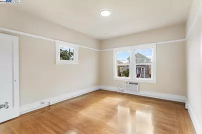 629 Santa Clara Ave., Alameda, CA 94501 - Photo 20