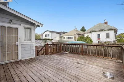 629 Santa Clara Ave., Alameda, CA 94501 - Photo 36