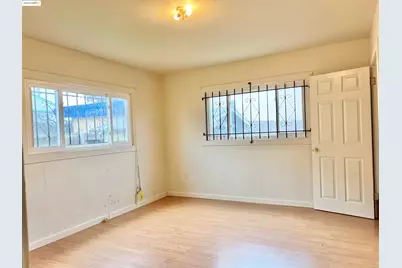 9719 Holly St, Oakland, CA 94603 - Photo 8