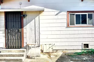 9719 Holly St, Oakland, CA 94603 - Photo 14