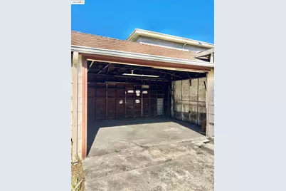 9719 Holly St, Oakland, CA 94603 - Photo 16