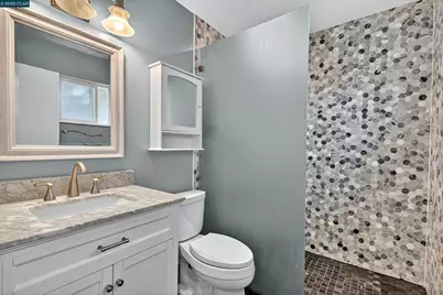 705 Danrose Dr, American Canyon, CA 94503 - Photo 28