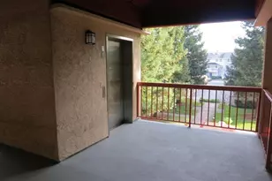 1310 Walden Rd, Walnut Creek, CA 94597 - Photo 8