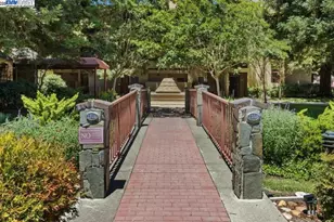 1310 Walden Rd, Walnut Creek, CA 94597 - Photo 28