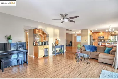 4930 Discovery Pt, Discovery Bay, CA 94505 - Photo 12