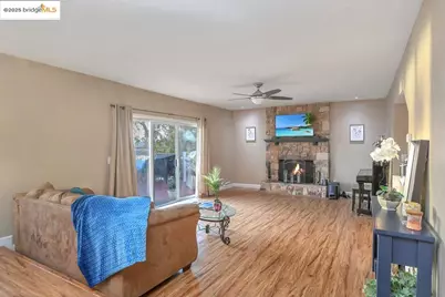 4930 Discovery Pt, Discovery Bay, CA 94505 - Photo 10