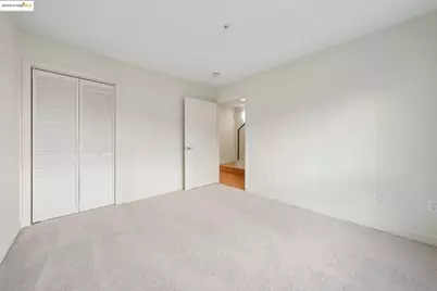 485 Macarthur Blvd #407, Oakland, CA 94609 - Photo 20