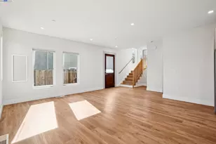 882 61st St, Oakland, CA 94608 - Photo 32