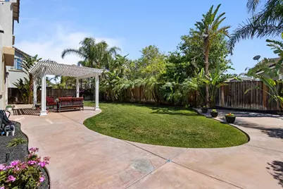 6454 Green Castle Cir, Discovery Bay, CA 94505 - Photo 48