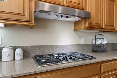 6454 Green Castle Cir, Discovery Bay, CA 94505 - Photo 16