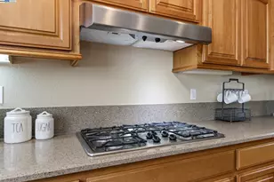 6454 Green Castle Cir, Discovery Bay, CA 94505 - Photo 16