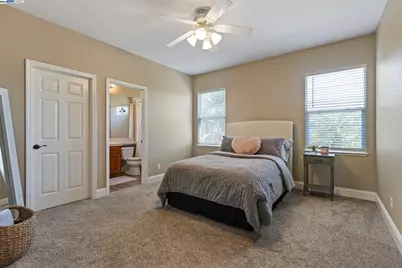 6454 Green Castle Cir, Discovery Bay, CA 94505 - Photo 34