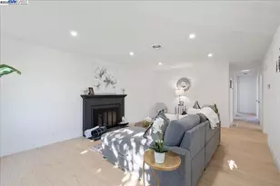 4023 Roland Dr, Concord, CA 94521 - Photo 8