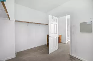 5700 Oakmont Dr, Richmond, CA 94806 - Photo 34