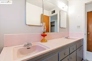 4704 Scotia Ave, Oakland, CA 94605 - Photo 18