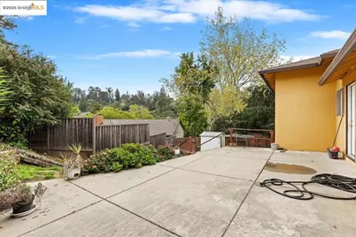 4704 Scotia Ave, Oakland, CA 94605 - Photo 26