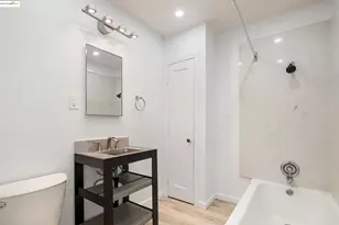 9028 A St, Oakland, CA 94603 - Photo 36