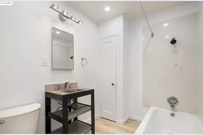 9028 A St, Oakland, CA 94603 - Photo 36