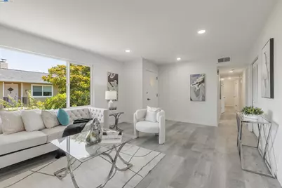 1965 Ascot Dr #6, Moraga, CA 94556 - Photo 2