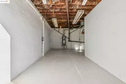 3412 Magnolia St, Oakland, CA 94608 - Photo 30