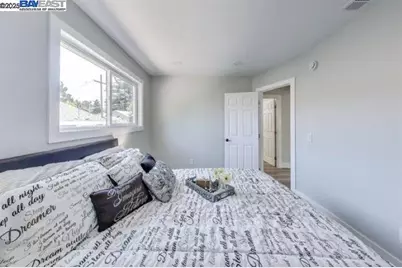 2131 Pomona Ave, Martinez, CA 94553 - Photo 16