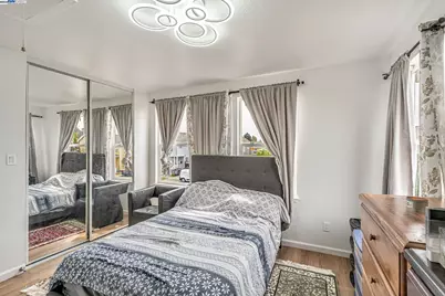 10468 West Court, Oakland, CA 94603 - Photo 40