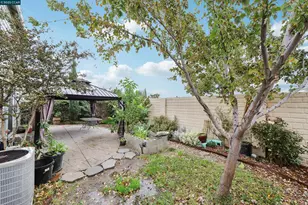 2919 Kennsington Ln, Tracy, CA 95377 - Photo 32