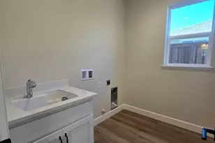 1602 Ashwood Dr, Pittsburg, CA 94565 - Photo 12