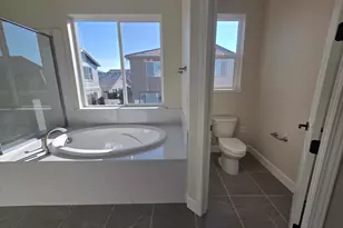 1602 Ashwood Dr, Pittsburg, CA 94565 - Photo 4