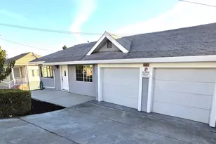 14851 Boulevard Ct, Castro Valley, CA 94578 - Photo 2
