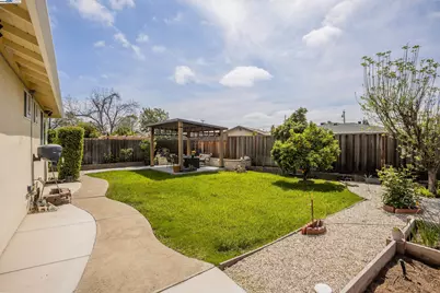 955 Ventura Ave, Livermore, CA 94551 - Photo 26