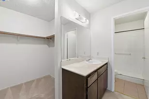 93 Cassia Dr, Hayward, CA 94544 - Photo 26