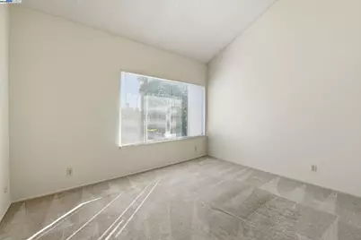 93 Cassia Dr, Hayward, CA 94544 - Photo 22