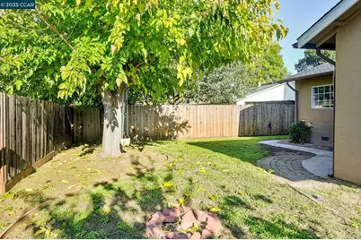 5506 Alaska Dr, Concord, CA 94521 - Photo 30