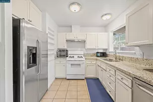 6824 Lumry St, North Highlands, CA 95660 - Photo 10