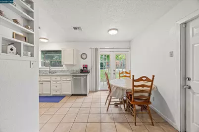 6824 Lumry St, North Highlands, CA 95660 - Photo 8