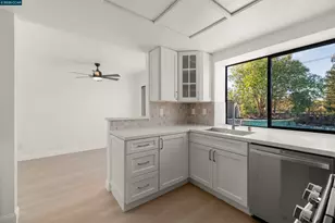 2214 Forsythia Way, Martinez, CA 94553 - Photo 16