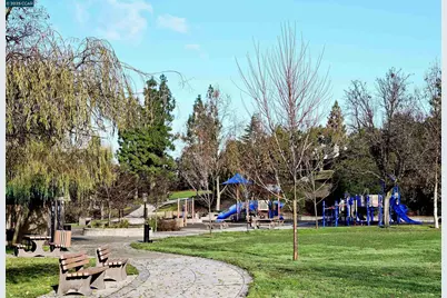 2214 Forsythia Way, Martinez, CA 94553 - Photo 42