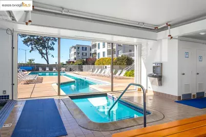 7 Commodore Drive #A460, Emeryville, CA 94608 - Photo 30