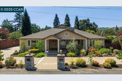 221 El Sobrante Dr, Danville, CA 94526 - Photo 2