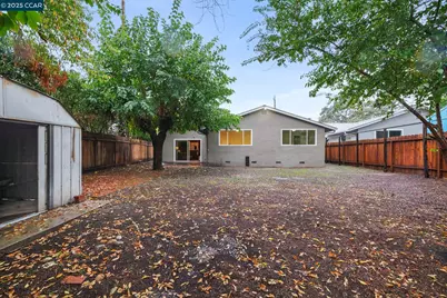 1867 Toyon Dr, Concord, CA 94520 - Photo 20