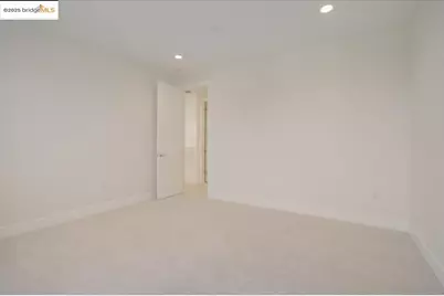 104 Laurel Oak Dr, Pleasant Hill, CA 94523 - Photo 32